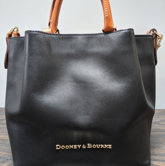 Dooney & Bourke Handbags - Dooney & Bourke City Barlow Small